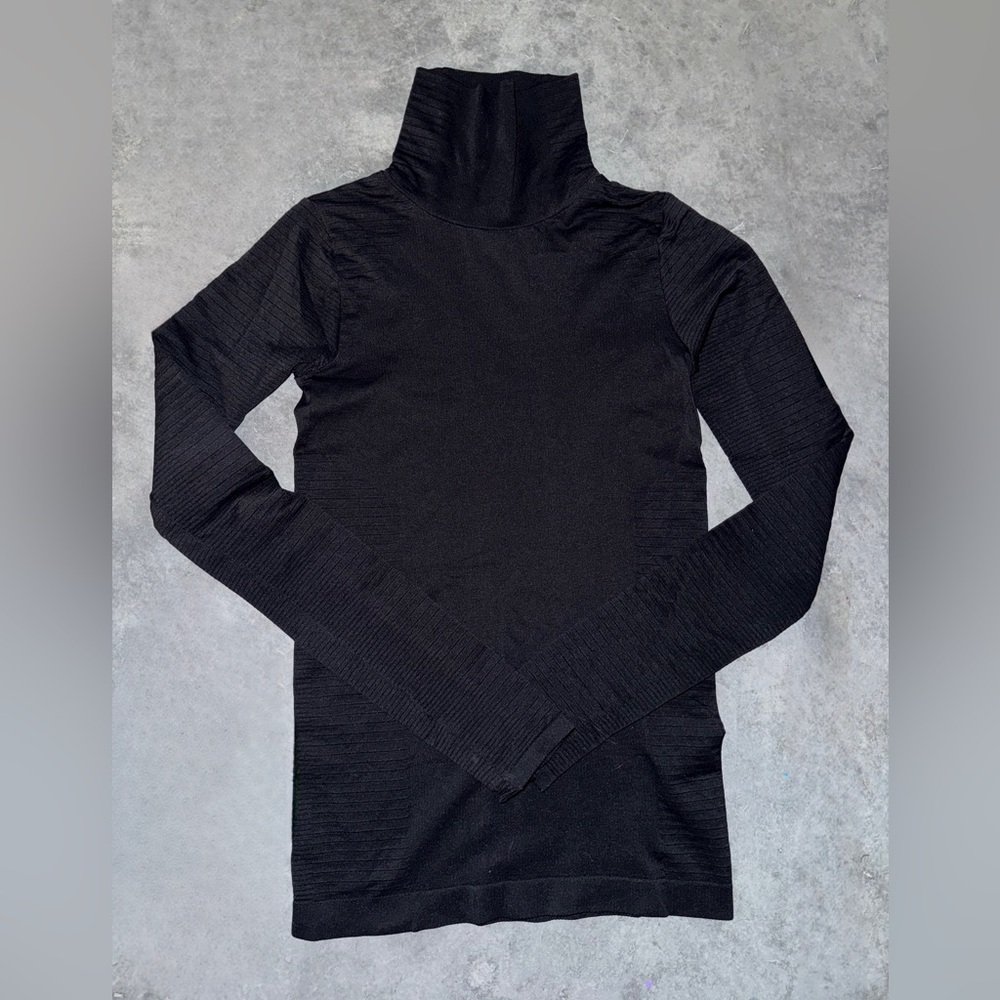 Athleta Turtleneck Top